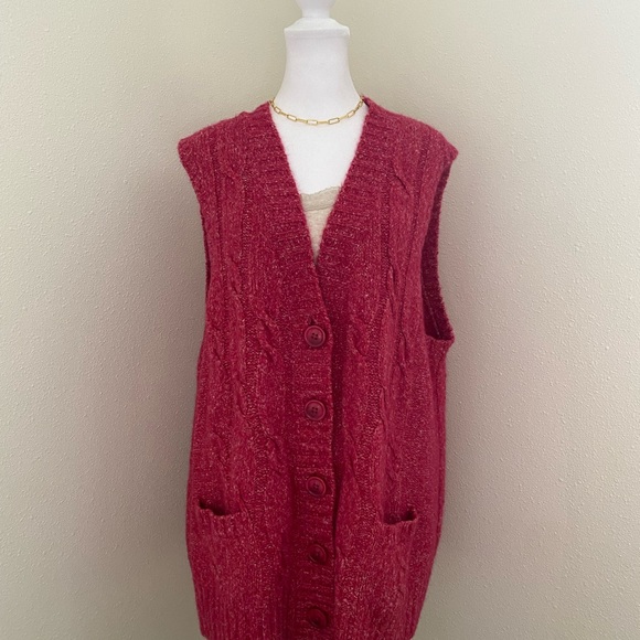 L.L Bean Pink Sleeveless Vest - Picture 3 of 16